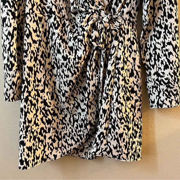 Zebra Zara Romper - Picture 3 of 6